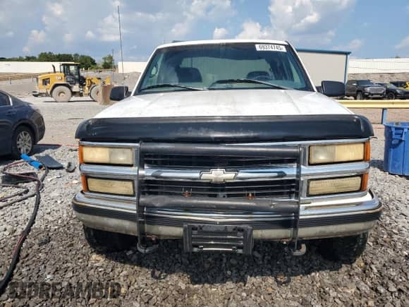 1998 Chevrolet Silverado 2500 с VIN 1GCGK29R6WE117924, выставлен на аукционе Copart как лот 69374745 с пробегом 189 999 миль миль и Списание • Salvage title. История ставок и продаж доступна на DreamBid. Изображение 5.