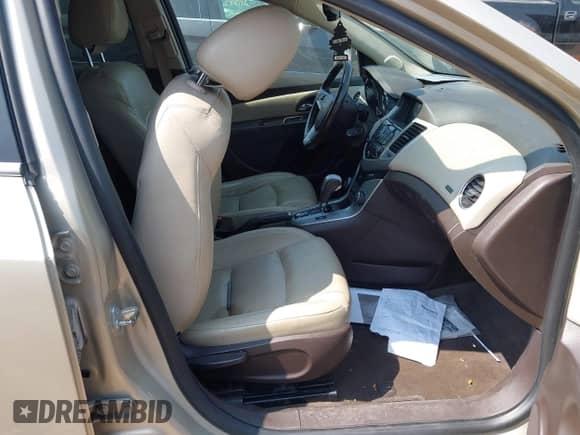 2014 Chevrolet Cruze Diesel with VIN 1G1P75SZXE7307928, listed as a IAAI auction lot 42739646 with 200,098 mi miles and . Bid and sale history available at DreamBid. Image 5.