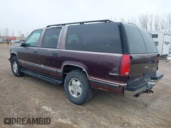 1996 Chevrolet Suburban с VIN 1GNFK16R2TJ380576, выставлен на аукционе IAAI как лот 41829017 с пробегом 151 413 миль миль и . История ставок и продаж доступна на DreamBid. Изображение 3.