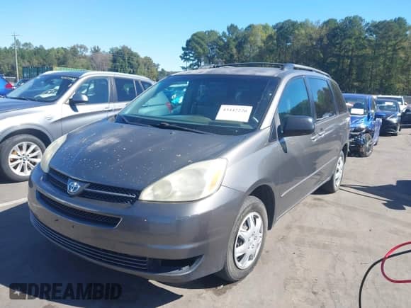 2005 Toyota Sienna CE z VIN 5TDZA23C75S331930, wystawiony jako IAAI lot #43447220 z przebiegiem 258 292 mil mil oraz . Historia ofert i sprzedaży dostępna na DreamBid. Obrazek 2.