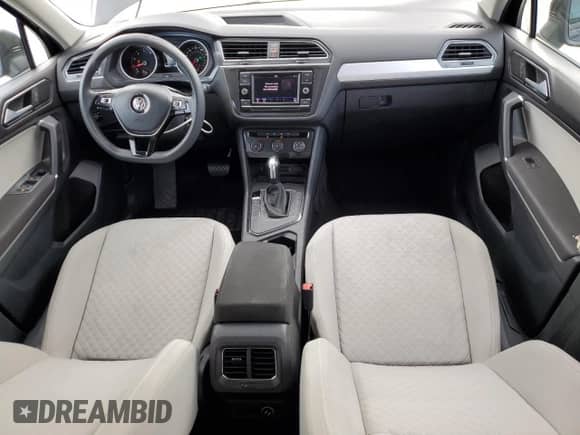 2018 Volkswagen Tiguan S с VIN 3VV1B7AX4JM013501, выставлен на аукционе Copart как лот 70457395 с пробегом 104 353 миль миль и Списание • Salvage title. История ставок и продаж доступна на DreamBid. Изображение 8.