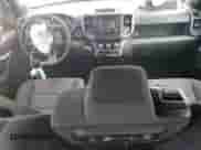 2023 Ram 1500 Tradesman с VIN 1C6SRFGT1PN696163, выставлен на аукционе Copart как лот 54166115 с пробегом 5 931 миль миль и Списание • Salvage title. История ставок и продаж доступна на DreamBid. Изображение 8.