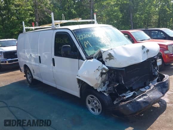 2004 Chevrolet Express Cargo with VIN 1GCFG15X041163524, listed as a IAAI auction lot 42206916 with 150,765 mi miles and . Bid and sale history available at DreamBid. Image 1.
