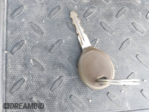 2005 Dodge Neon SXT z VIN 1B3ES56C55D280336, wystawiony jako IAAI lot #41370227 z przebiegiem 143 338 mil mil oraz . Historia ofert i sprzedaży dostępna na DreamBid. Obrazek 11.