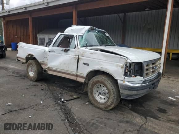 1996 Ford F-150 с VIN 1FTEF14Y2TLB39012, выставлен на аукционе Copart как лот 58576095 с пробегом 162 231 миль миль и Списание • Salvage title. История ставок и продаж доступна на DreamBid. Изображение 4.