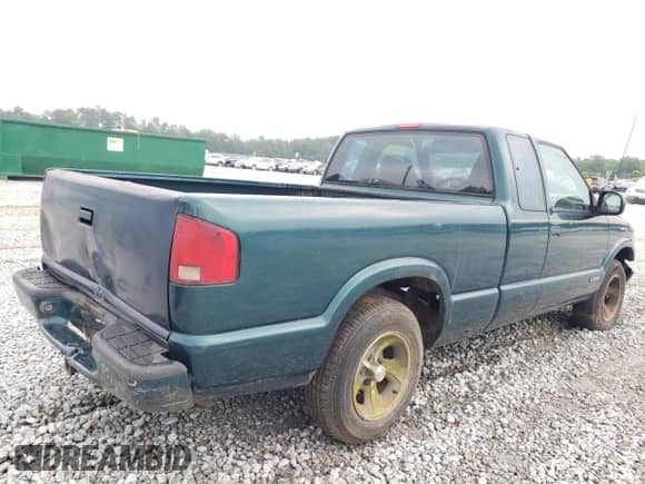 1998 Chevrolet S-10 LS с VIN 1GCCS1945WK140545, выставлен на аукционе Copart как лот 57703665 с пробегом 191 624 миль миль и Чистый • Clean title. История ставок и продаж доступна на DreamBid. Изображение 3.