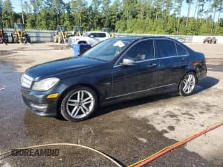 2012 Mercedes-Benz C 250 Sport с VIN WDDGF4HB5CR203255, выставлен на аукционе Copart как лот 80543545 с пробегом 95 983 миль миль и Списание • Salvage title. История ставок и продаж доступна на DreamBid. Изображение 1.
