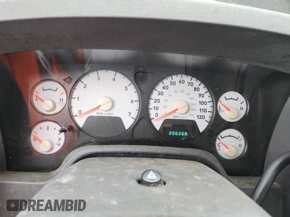 2008 Dodge 1500 ST z VIN 1D7HU182X8J239859, wystawiony jako Copart lot #82330095 z przebiegiem 206 268 mil mil oraz Czysty tytuł • Clean title. Historia ofert i sprzedaży dostępna na DreamBid. Obrazek 9.