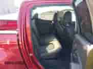 2021 Chevrolet Colorado 4WD Z71 z VIN 1GCGTDEN4M1113032, wystawiony jako IAAI lot #42410079 z przebiegiem 45 329 mil mil oraz . Historia ofert i sprzedaży dostępna na DreamBid. Obrazek 8.