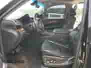 2017 Cadillac Escalade Luxury z VIN 1GYS4BKJ9HR197587, wystawiony jako Copart lot #53399435 z przebiegiem Nie podano mil oraz Czysty tytuł • Clean title. Historia ofert i sprzedaży dostępna na DreamBid. Obrazek 7.