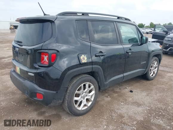 2017 Jeep Renegade Latitude с VIN ZACCJABB4HPG28793, выставлен на аукционе IAAI как лот 42986404 с пробегом 112 532 миль миль и . История ставок и продаж доступна на DreamBid. Изображение 4.