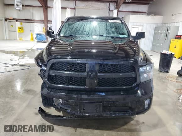 2019 Ram 1500 Big Horn z VIN 1C6RR7LT1KS620477, wystawiony jako Copart lot #67227715 z przebiegiem 84 010 mil mil oraz Szkoda całkowita • Salvage title. Historia ofert i sprzedaży dostępna na DreamBid. Obrazek 5.