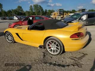 2004 Dodge Viper SRT-10 with VIN 1B3JZ65Z04V101294, listed as a Copart auction lot 70462564 with Not provided miles and Salvage title. Bid and sale history available at DreamBid. Image 2.