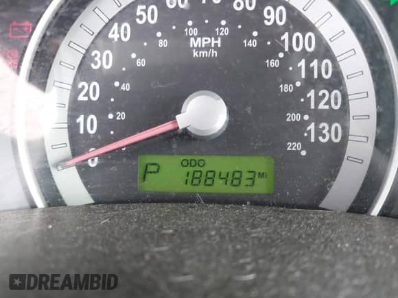 2007 Hyundai Entourage GLS с VIN KNDMC233976027957, выставлен на аукционе IAAI как лот 41560350 с пробегом 188 483 миль миль и . История ставок и продаж доступна на DreamBid. Изображение 15.