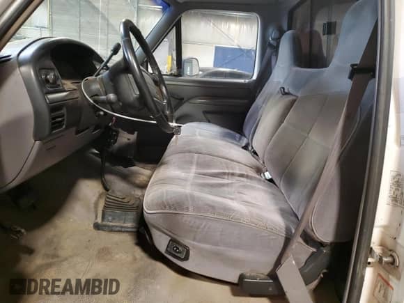 1995 Ford F-150 with VIN 1FTEF14N0SNB49515, listed as a Copart auction lot 50218605 with 113,242 mi miles and Salvage title. Bid and sale history available at DreamBid. Image 7.