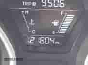 2015 Hyundai Elantra SE z VIN KMHDH4AE9FU320832, wystawiony jako IAAI lot #43132179 z przebiegiem 121 804 mil mil oraz . Historia ofert i sprzedaży dostępna na DreamBid. Obrazek 7.