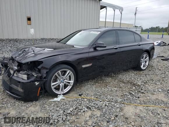 2014 BMW 7 Series ALPINA B7 с VIN WBAYE8C53ED136078, выставлен на аукционе Copart как лот 67213725 с пробегом 128 832 миль миль и Списание • Salvage title. История ставок и продаж доступна на DreamBid. Изображение 1.