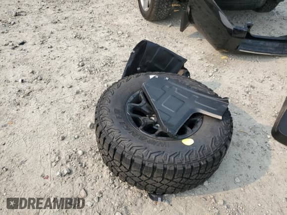 2025 Ram 1500 RHO z VIN 1C6SRFUP2SN716789, wystawiony jako Copart lot #67345525 z przebiegiem 3 039 mil mil oraz Szkoda całkowita • Salvage title. Historia ofert i sprzedaży dostępna na DreamBid. Obrazek 12.