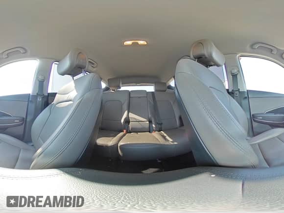 2018 Hyundai Santa Fe 2.0T с VIN 5XYZU4LA2JG555101, выставлен на аукционе Copart как лот 48424535 с пробегом 115 435 миль миль и Списание • Salvage title. История ставок и продаж доступна на DreamBid. Изображение 14.