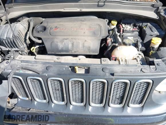 2018 Jeep Renegade Latitude with VIN ZACCJBBB8JPH63173, listed as a IAAI auction lot 43184840 with 172,405 mi miles and . Bid and sale history available at DreamBid. Image 10.
