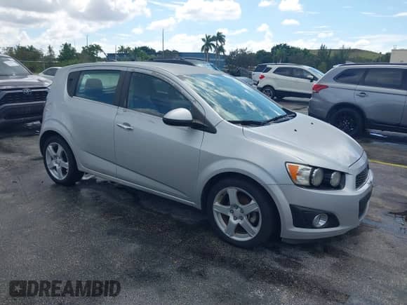 2015 Chevrolet Sonic LTZ with VIN 1G1JE6SB2F4103387, listed as a IAAI auction lot 43400010 with 74,902 mi miles and . Bid and sale history available at DreamBid. Image 1.