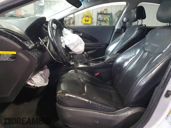 2014 Hyundai Azera с VIN KMHFG4JG0EA355997, выставлен на аукционе Copart как лот 59851335 с пробегом Не указан миль и Списание • Salvage title. История ставок и продаж доступна на DreamBid. Изображение 7.