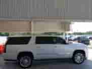 2020 Cadillac Escalade ESV Platinum с VIN 1GYS3KKJ5LR105337, выставлен на аукционе IAAI как лот 42777193 с пробегом Не указан миль и . История ставок и продаж доступна на DreamBid. Изображение 13.