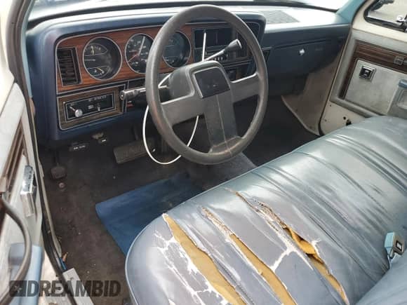 1986 Dodge Trucks with VIN 1B7HD14T1GS028485, listed as a Copart auction lot 67293695 with 43,907 mi miles and Salvage title. Bid and sale history available at DreamBid. Image 8.