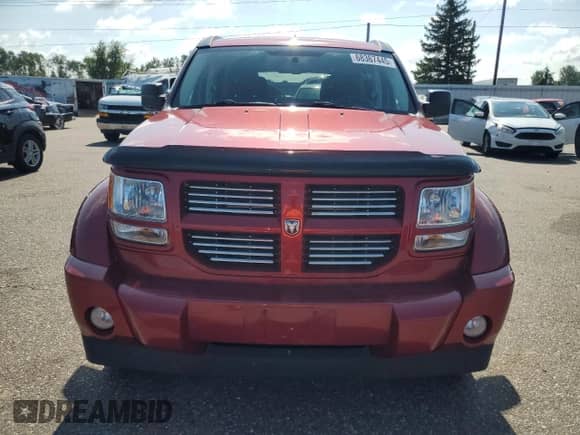 2011 Dodge Nitro Heat with VIN 1D4PU4GX7BW501208, listed as a Copart auction lot 68367445 with 97,944 mi miles and Salvage title. Bid and sale history available at DreamBid. Image 5.