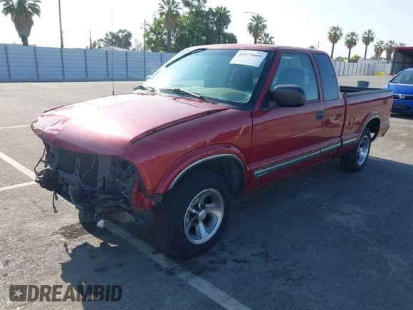 2000 Chevrolet S-10 LS с VIN 1GCCS19W1Y8240112, выставлен на аукционе IAAI как лот 42573609 с пробегом 41 810 миль миль и . История ставок и продаж доступна на DreamBid. Изображение 18.