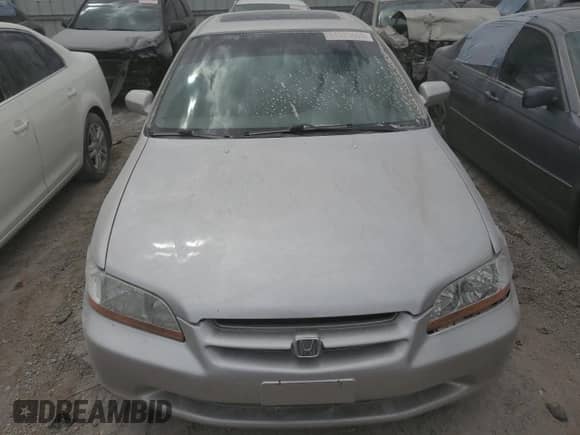 1998 Honda Accord EX with VIN 1HGCG5651WA031089, listed as a Copart auction lot 64525605 with Not provided miles and Non repairable. Bid and sale history available at DreamBid. Image 5.