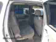 2004 Chevrolet TrailBlazer EXT LS z VIN 1GNET16S746120352, wystawiony jako IAAI lot #42531162 z przebiegiem 243 582 mil mil oraz . Historia ofert i sprzedaży dostępna na DreamBid. Obrazek 8.