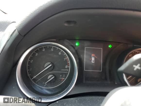 2019 Toyota Camry LE с VIN 4T1B11HK6KU820267, выставлен на аукционе Copart как лот 80095685 с пробегом Не указан миль и Списание • Salvage title. История ставок и продаж доступна на DreamBid. Изображение 9.