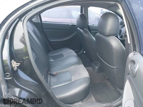 2004 Dodge Stratus with VIN 1B3EL76R84N328529, listed as a IAAI auction lot 42001761 with 147,097 mi miles and . Bid and sale history available at DreamBid. Image 8.