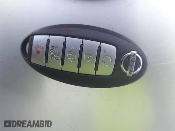 2013 Nissan Pathfinder S with VIN 5N1AR2MM6DC681686, listed as a IAAI auction lot 43254424 with 194,805 mi miles and . Bid and sale history available at DreamBid. Image 11.