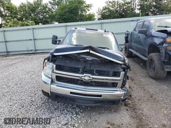 2008 Chevrolet Silverado 3500HD DRW LTZ с VIN 1GCJK33678F115820, выставлен на аукционе Copart как лот 62373465 с пробегом 225 573 миль миль и Списание • Salvage title. История ставок и продаж доступна на DreamBid. Изображение 5.