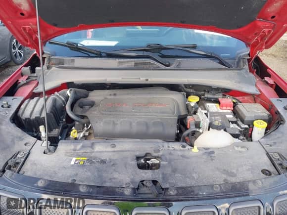 2022 Jeep Compass Limited with VIN 3C4NJDCB9NT157611, listed as a IAAI auction lot 43313280 with 59,475 mi miles and . Bid and sale history available at DreamBid. Image 10.