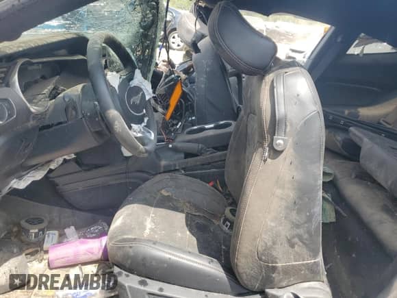 2021 Ford Mustang GT с VIN 1FA6P8CF0M5158101, выставлен на аукционе Copart как лот 63275795 с пробегом Не указан миль и На запчасти • Non repairable. История ставок и продаж доступна на DreamBid. Изображение 7.