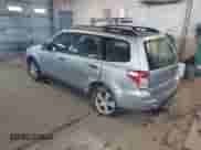 2013 Subaru Forester X z VIN JF2SHABC6DG424991, wystawiony jako IAAI lot #41638591 z przebiegiem 152 047 mil mil oraz . Historia ofert i sprzedaży dostępna na DreamBid. Obrazek 3.