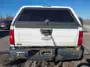 2010 Chevrolet Silverado 1500 LT z VIN 1GCSKSE31AZ119884, wystawiony jako IAAI lot #43543636 z przebiegiem 165 091 mil mil oraz . Historia ofert i sprzedaży dostępna na DreamBid. Obrazek 16.