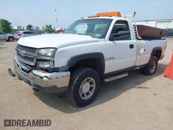 2006 Chevrolet Silverado 3500 SRW Wrk Trk с VIN 1GCHK34U36E213547, выставлен на аукционе IAAI как лот 42521595 с пробегом 202 693 миль миль и . История ставок и продаж доступна на DreamBid. Изображение 2.