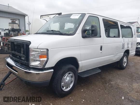 2008 Ford Econoline Cargo Commercial with VIN 1FTSS34L58DB04108, listed as a IAAI auction lot 42305987 with 64,717 mi miles and . Bid and sale history available at DreamBid. Image 6.