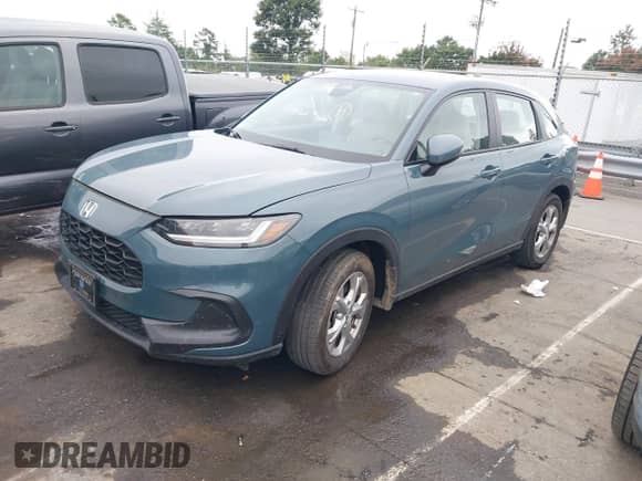 2024 Honda HR-V LX с VIN 3CZRZ1H34RM740477, выставлен на аукционе IAAI как лот 42890328 с пробегом 23 602 миль миль и . История ставок и продаж доступна на DreamBid. Изображение 17.