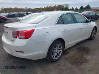 2013 Chevrolet Malibu Eco z VIN 1G11D5RR7DF115648, wystawiony jako IAAI lot #43473389 z przebiegiem 99 581 mil mil oraz . Historia ofert i sprzedaży dostępna na DreamBid. Obrazek 4.