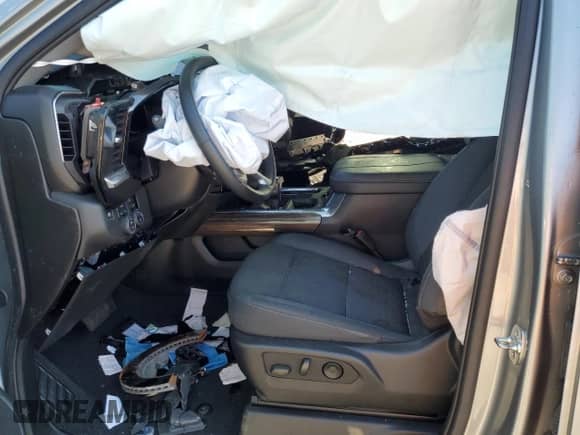 2025 Chevrolet Silverado 1500 LT with VIN 2GCUKDED3S1108201, listed as a Copart auction lot 70173345 with Not provided miles and Salvage title. Bid and sale history available at DreamBid. Image 7.