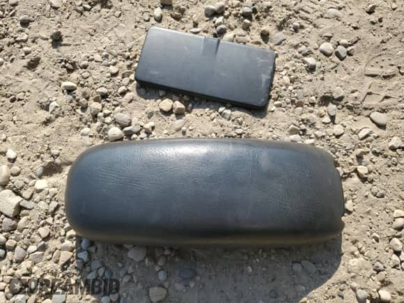 2000 Chevrolet Blazer LS с VIN 1GNCT18WXYK265146, выставлен на аукционе Copart как лот 81251435 с пробегом 353 245 миль миль и Чистый • Clean title. История ставок и продаж доступна на DreamBid. Изображение 13.