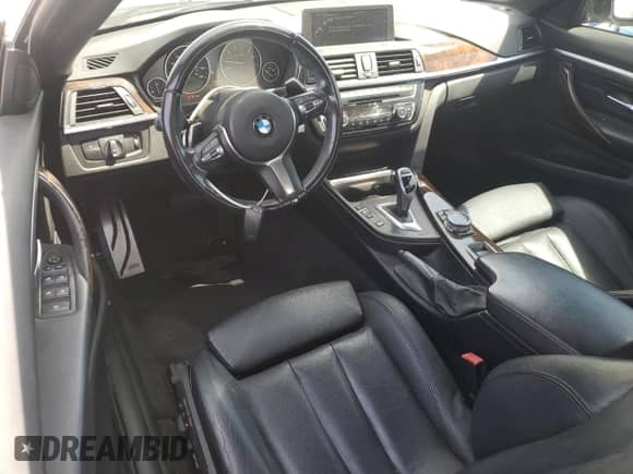 2014 BMW 4 Series 428i z VIN WBA3V7C59EP771048, wystawiony jako Copart lot #58244095 z przebiegiem 54 752 mil mil oraz Szkoda całkowita • Salvage title. Historia ofert i sprzedaży dostępna na DreamBid. Obrazek 8.