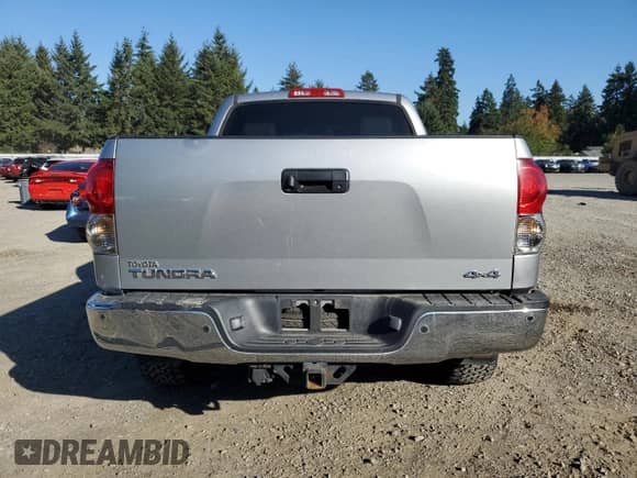 2008 Toyota Tundra Limited с VIN 5TFDV58118X034612, выставлен на аукционе Copart как лот 85709935 с пробегом 192 765 миль миль и Списание • Salvage title. История ставок и продаж доступна на DreamBid. Изображение 6.