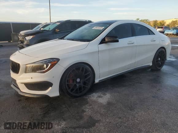 2014 Mercedes-Benz CLA 45 AMG с VIN WDDSJ5CB4EN053929, выставлен на аукционе Copart как лот 89925335 с пробегом 113 108 миль миль и Чистый • Clean title. История ставок и продаж доступна на DreamBid. Изображение 1.