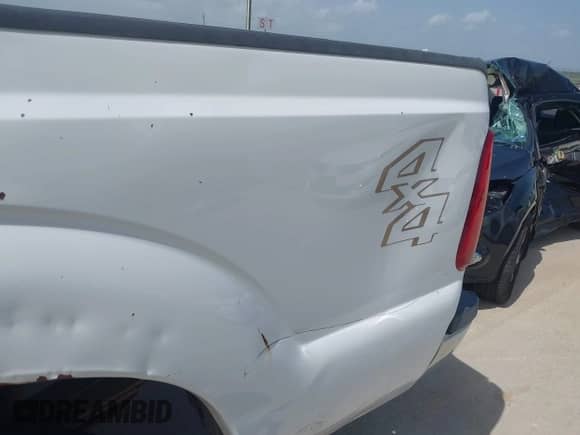 2011 Ford F-250 XL с VIN 1FT7W2BTXBEA84947, выставлен на аукционе IAAI как лот 42649903 с пробегом 392 272 миль миль и . История ставок и продаж доступна на DreamBid. Изображение 6.